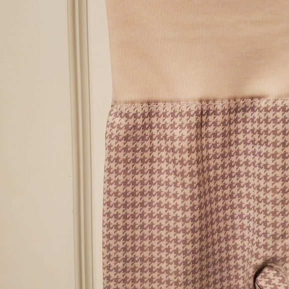 Varley Houndstooth Leggings Size Small/Medium - Picture 4 of 9
